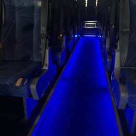 Interior de Buseta Yutong. 33 pasajeros.